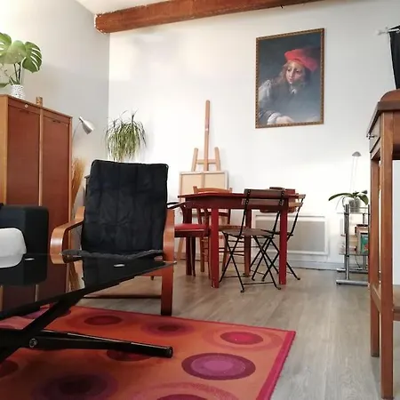 Place Capitole A 2 Pas De Cet Agreable T2 De 48m2 Διαμέρισμα *